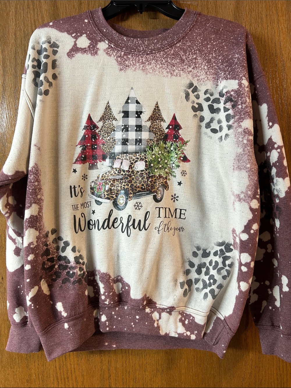 Holiday Christmas Leopard Truck Sweatshirt Medium - Burgundy Cream